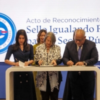 Promipyme firma Carta Compromiso: Sello Igualando RD"  del MM.